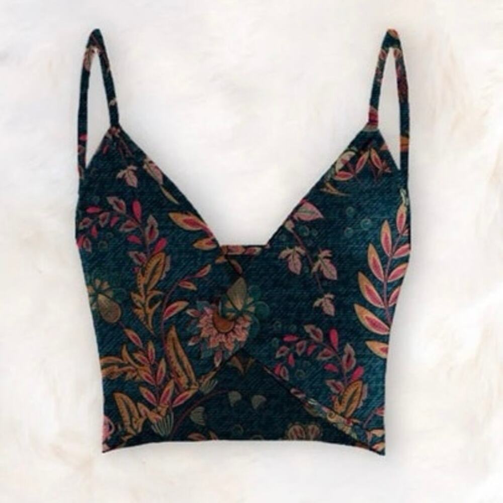 NWT AVERIE DARK FLORAL HALLEY KNOTTED FRONT CROPPED SLEEVELESS TOP BLUE SZ 3XL